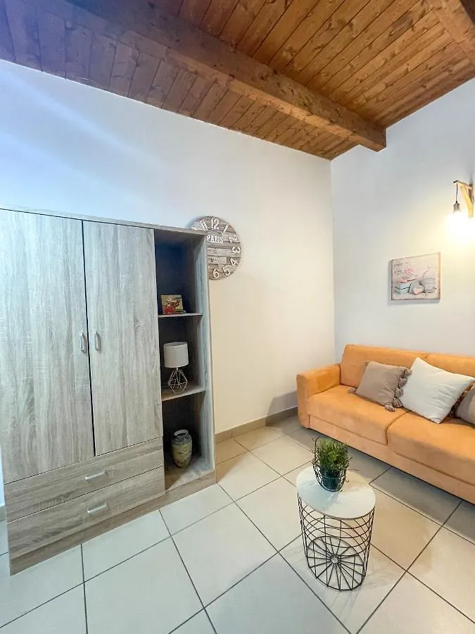 Casa Nennella Con Parcheggio Auto Gratuito In Loco Villa Naples Italy