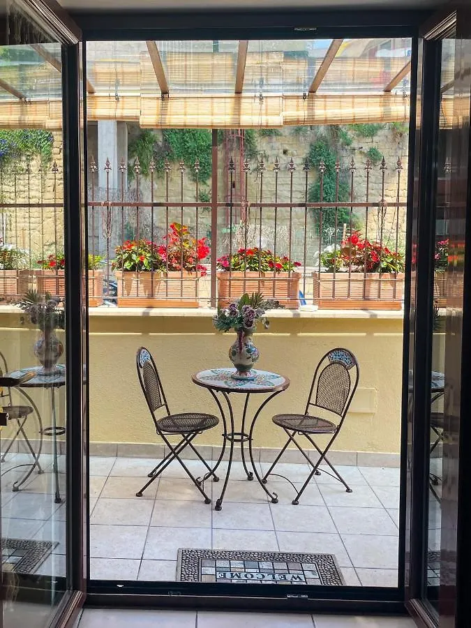 Holiday home Casa Nennella Con Parcheggio Auto Gratuito In Loco Villa Naples Italy
